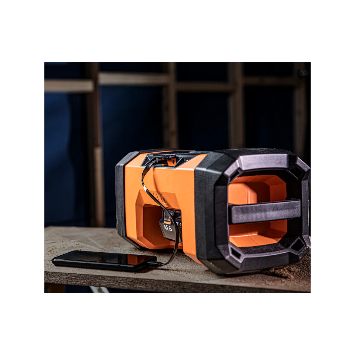 AEG 18V 240V Dual Speaker Hybrid Radio - 2 x 15W - Bluetooth - Water Resistant - Image 3