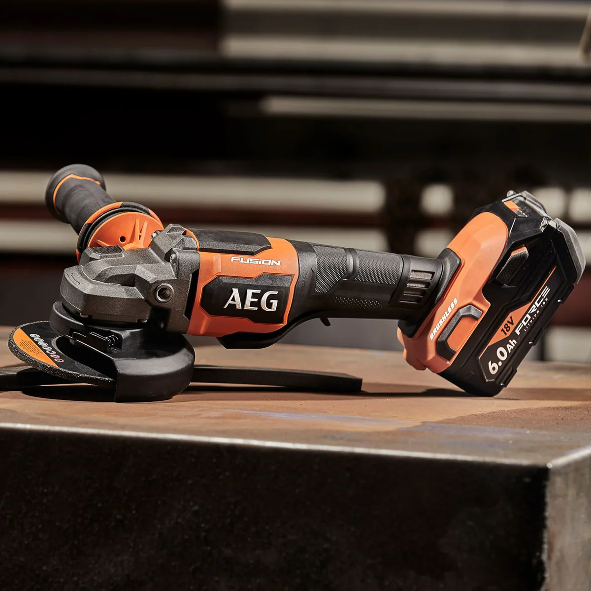 AEG 18V Fusion Angle Grinder Skin - 125mm - Heavy-Duty Grinding & Cutting - Image 5