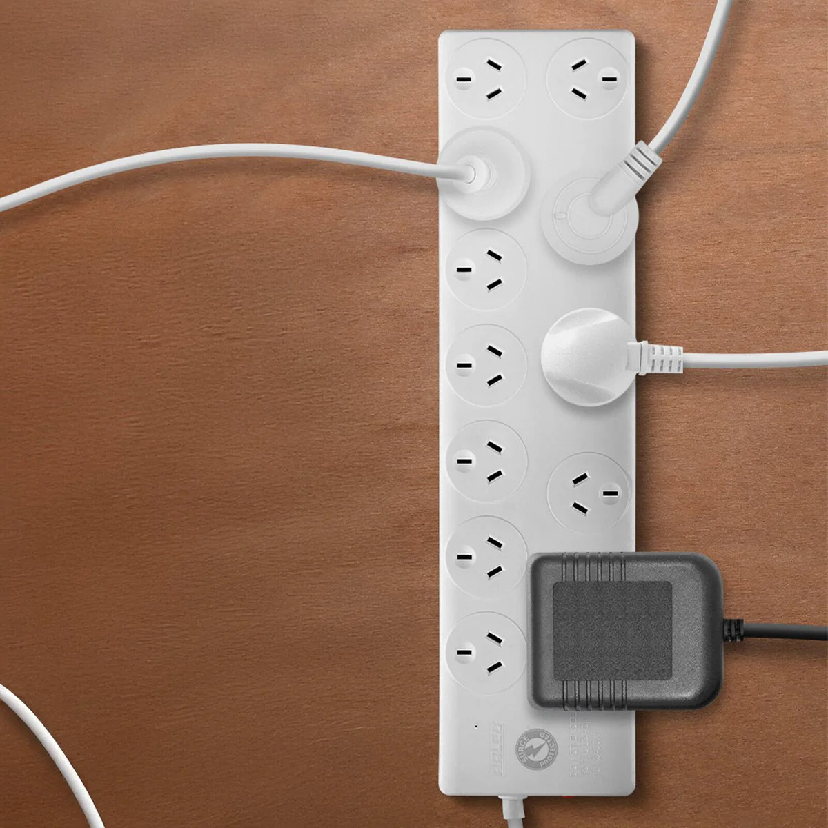 Arlec 12 Outlet Power Board 0.9m - Surge Protection - White - Image 3