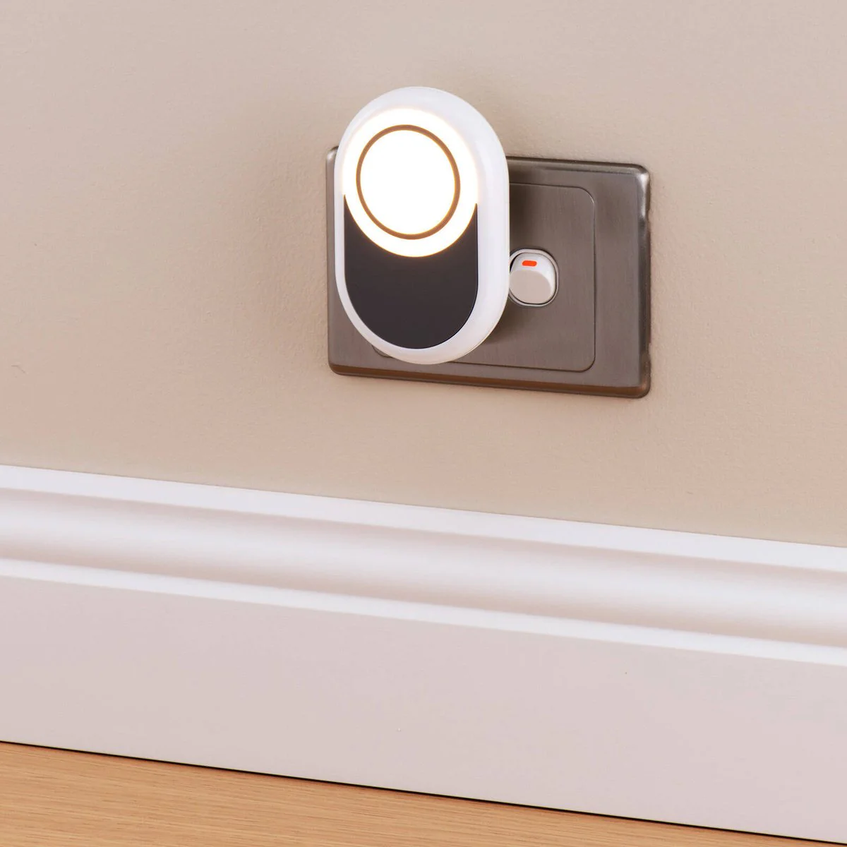 Arlec 240v Pill Plug in LED Night Light - Warm White Glow - Grey - 60mm x 90mm x 60mm - Image 4