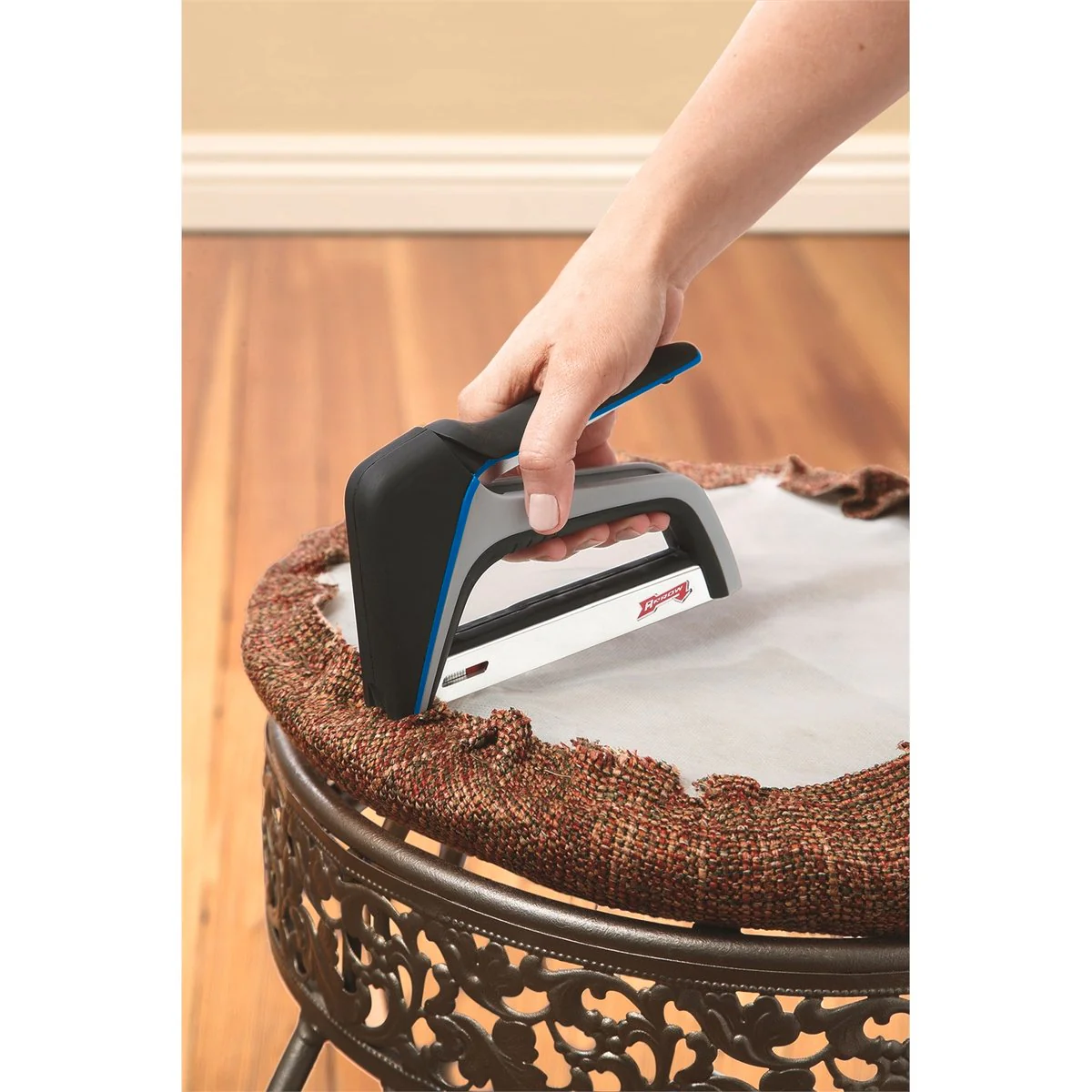 Arrow Tacmate Staple Gun - Ergonomic One-Handed Operation - Black/Grey - 12mm - Image 2