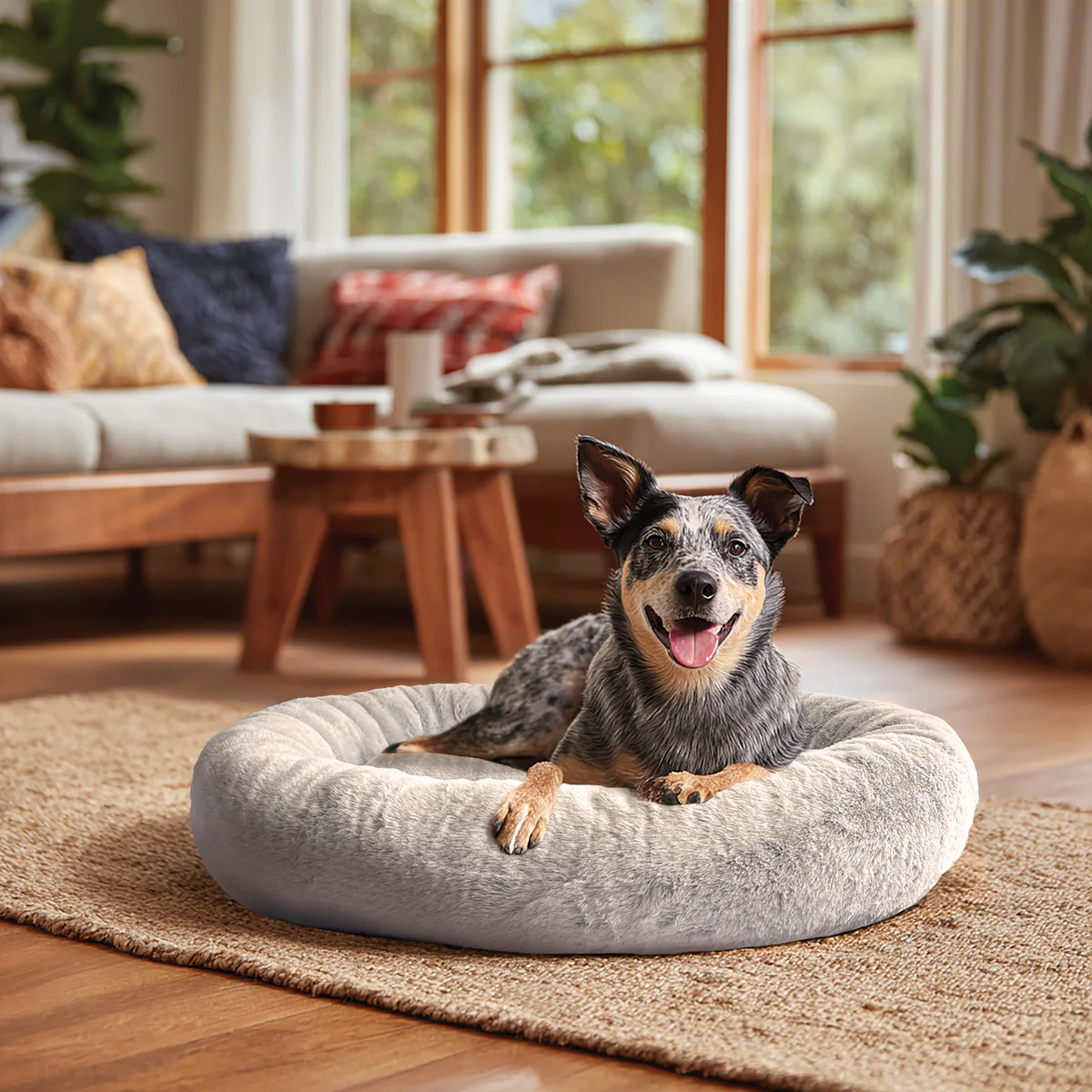 Art Bob Plush Donut Bed - 680 x 800mm - Grey - Two-Tone Faux Fur - Medium Pets - Image 2