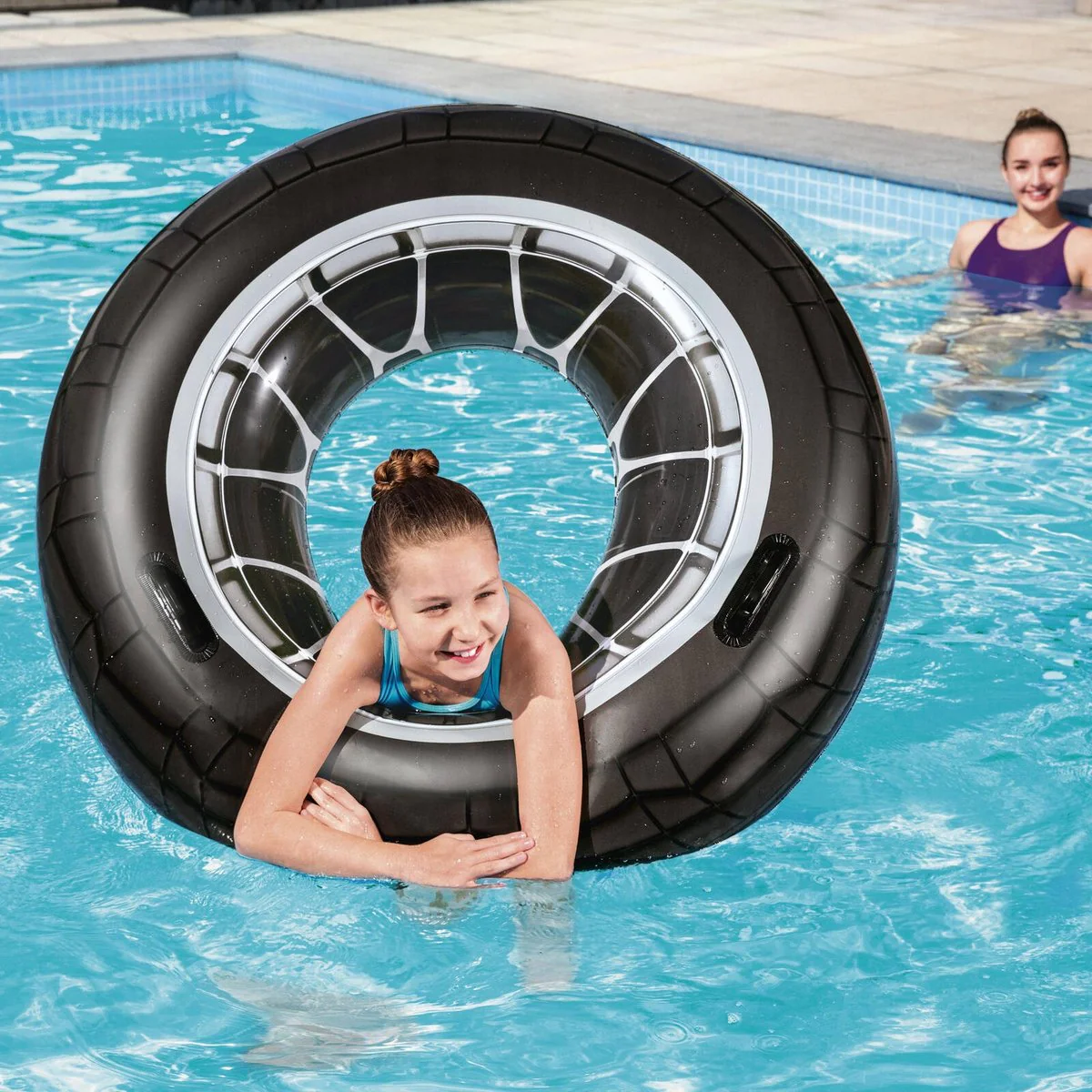 Bestway High Velocity Swim Tube - 1 Pack - 1050mm - Heavy-Duty Handles - Image 3