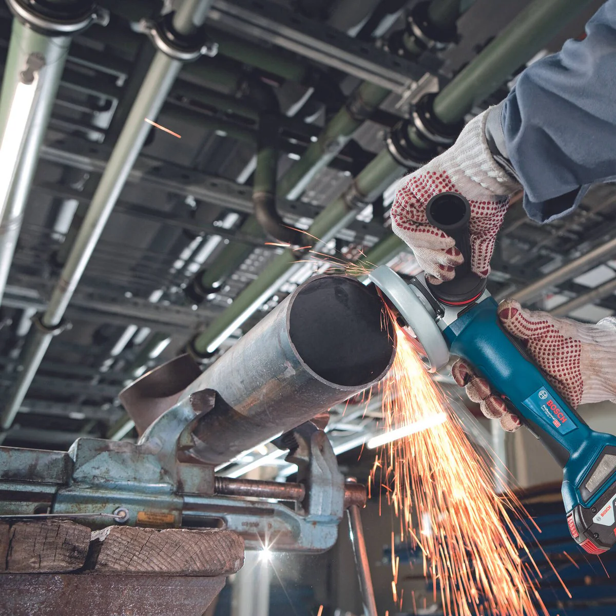 Bosch 18V Professional Angle Grinder Skin Only - 134mm x 162mm x 387mm - Brushless Motor - KickBack Control - Image 2
