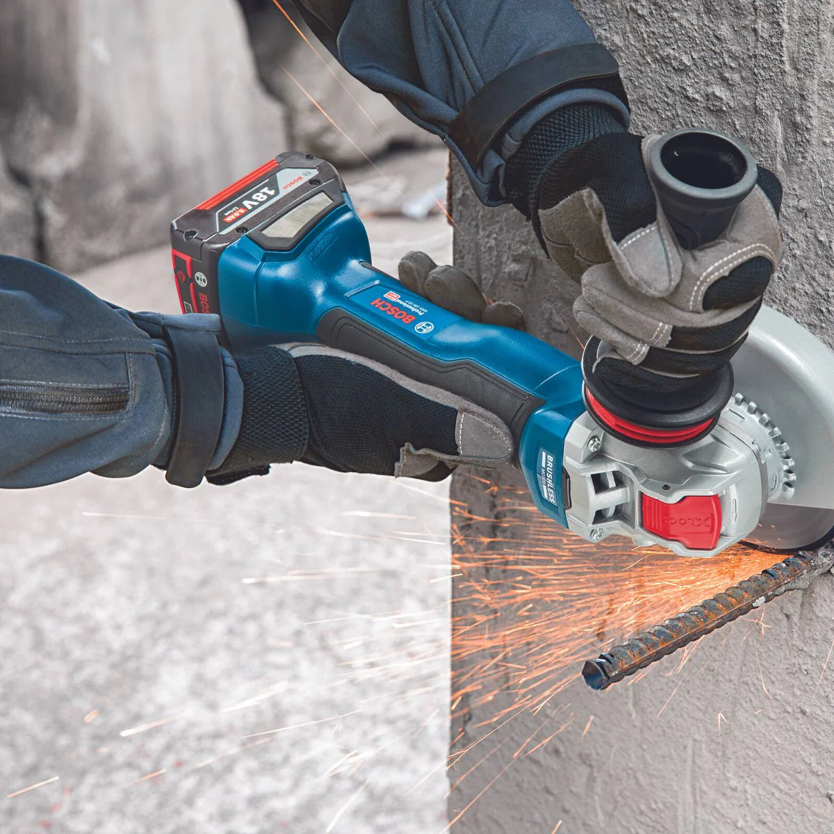 Bosch 18V Professional Angle Grinder Skin Only - 134mm x 162mm x 387mm - Brushless Motor - KickBack Control - Image 3