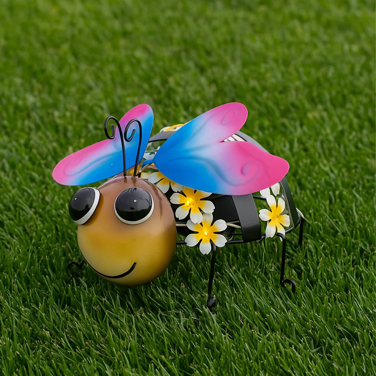 Click Solar Metal Animal Light Bee - 1.2V Rechargeable - Yellow/Pink - Outdoor Decor - Image 4