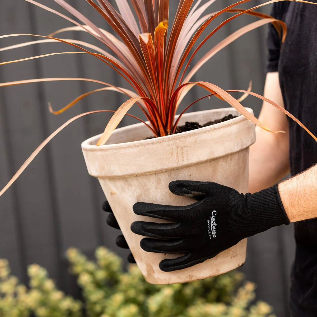 Cyclone Small Invisigrip Tough Gardening Gloves - 15 Gauge Nylon - Anti-Slip Grip - Abrasion Resistant - 110mm x 280mm - Image 3