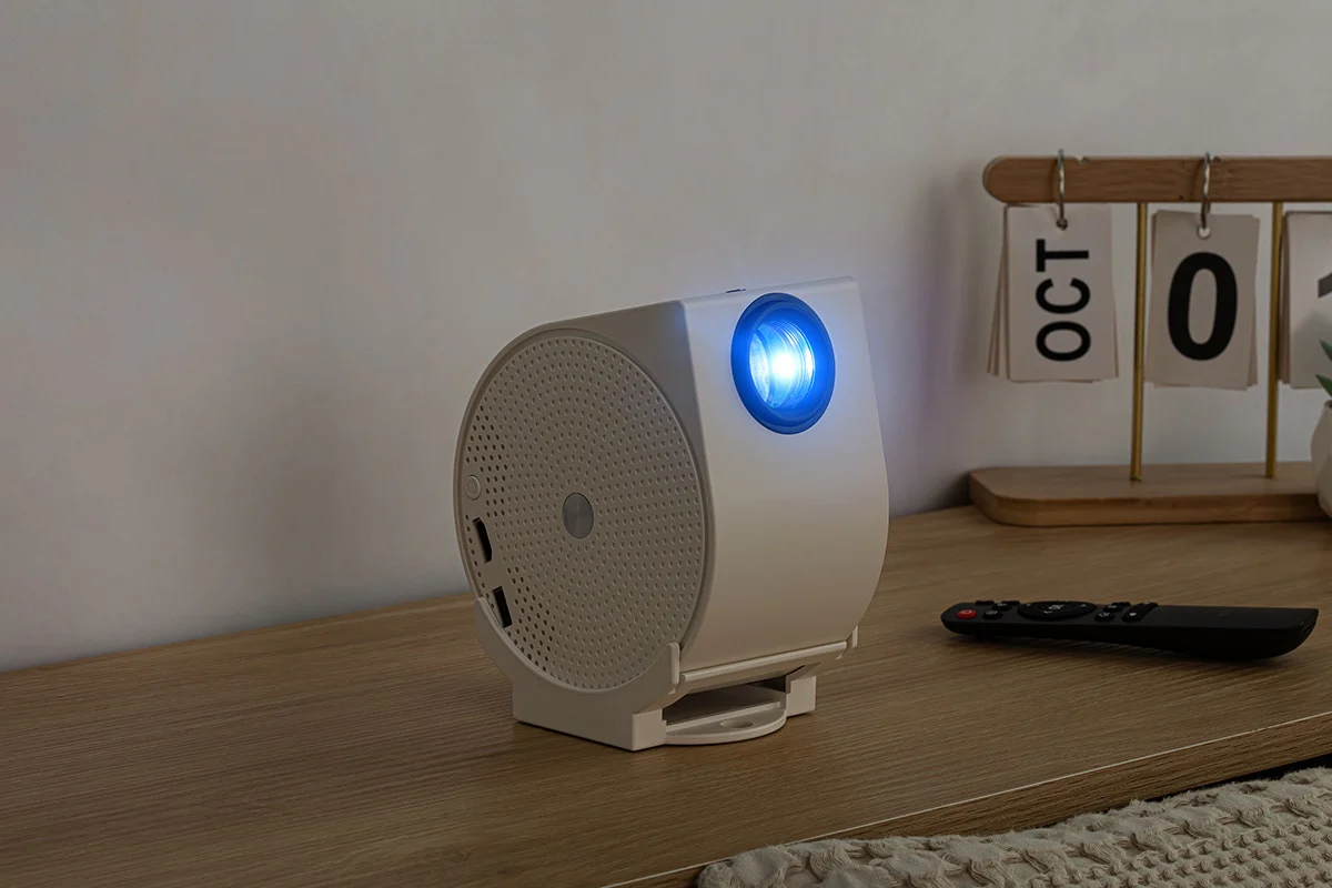 Digitor Freestyle Mini Portable Smart Projector - 720p HD, USB-C - Image 6
