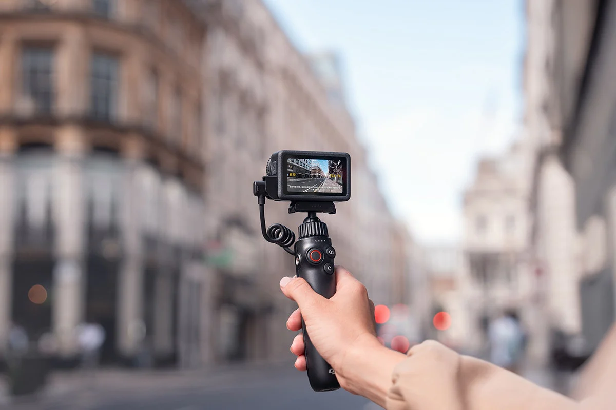 DJI Osmo Action 6 Waterproof Camera Combo with 4K Stabilization - Image 5