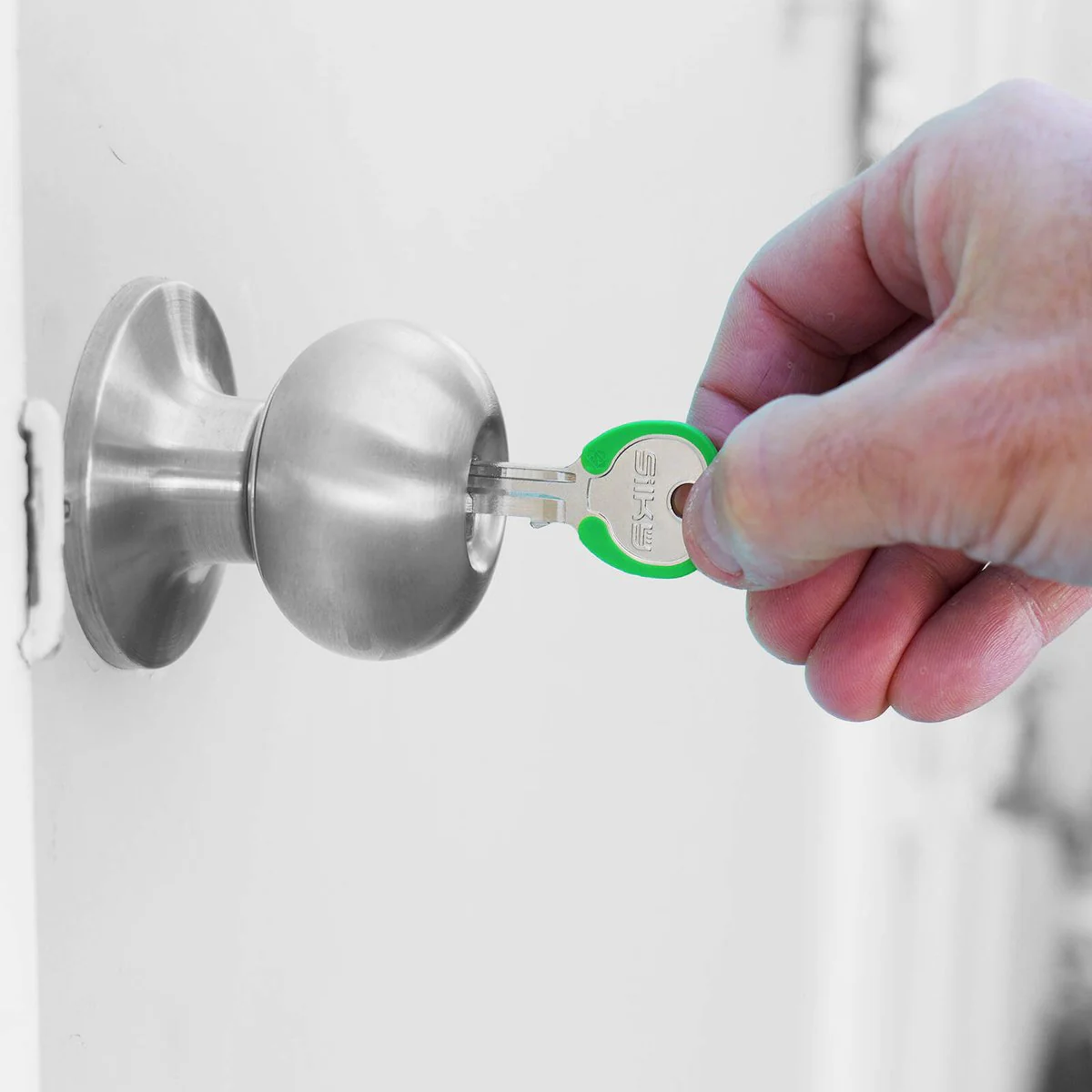 Ehi lw4 Green Specialty Silky Key - 54mm x 23mm - Reliable Key Blank - Image 2