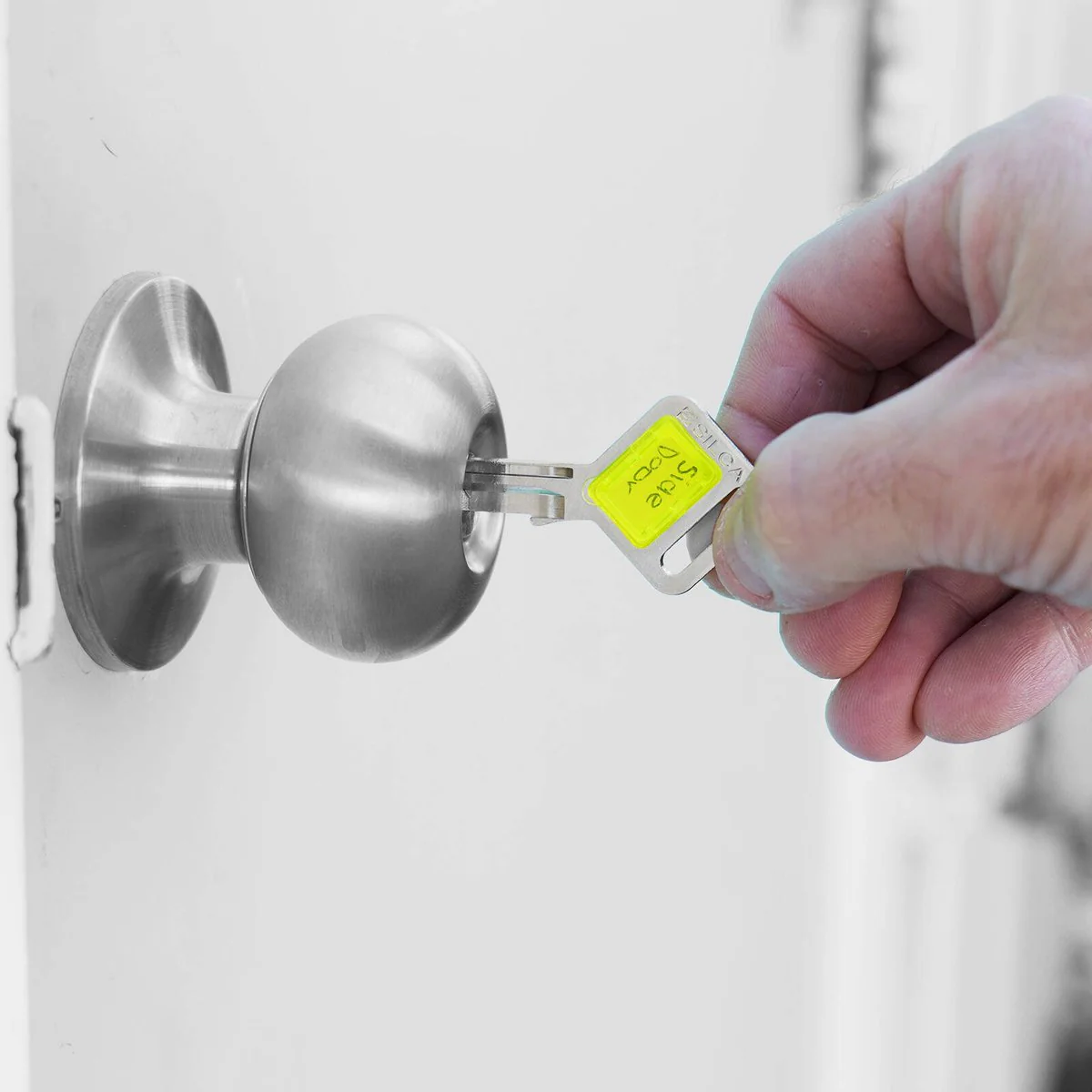Ehi LW4 Yellow Specialty Taggy Key - Key Blank 55mm x 23mm - Reliable Key Cutting - Image 2