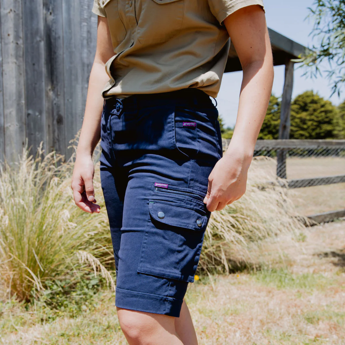 Green Hip Cargo Shorts - Women's Size 24 - Navy Blue - Comfort & Style - Image 4