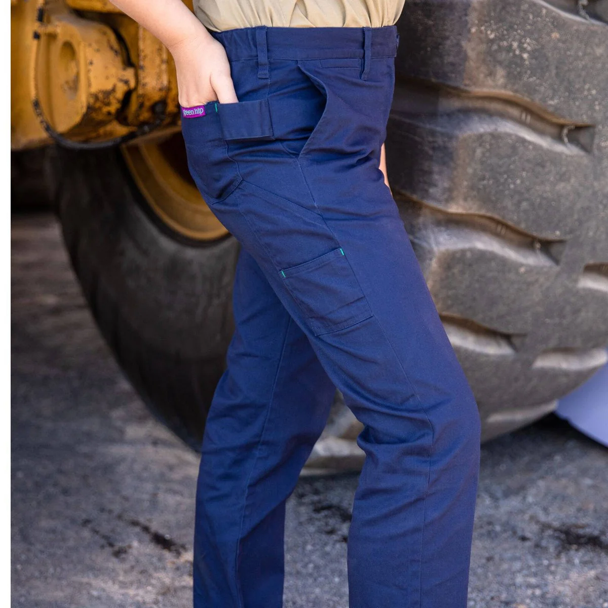 Green Hip Give Cargo Pants - Women's Size 6 - Blue - Adjustable Length - UPF 50+ - Image 5