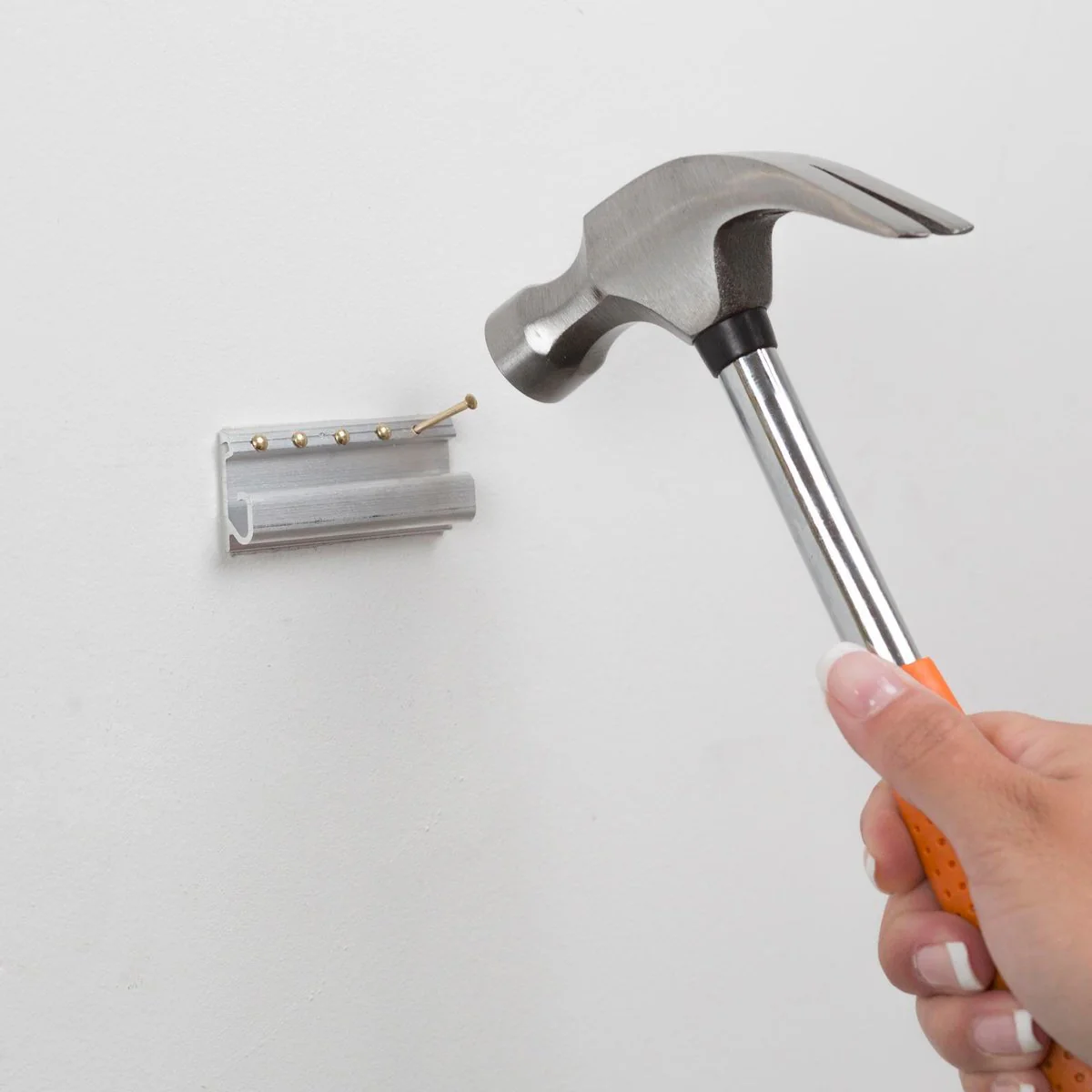Hangman Wall Hanger - 22kg Load Capacity - 7cm Picture Hanger - Image 3