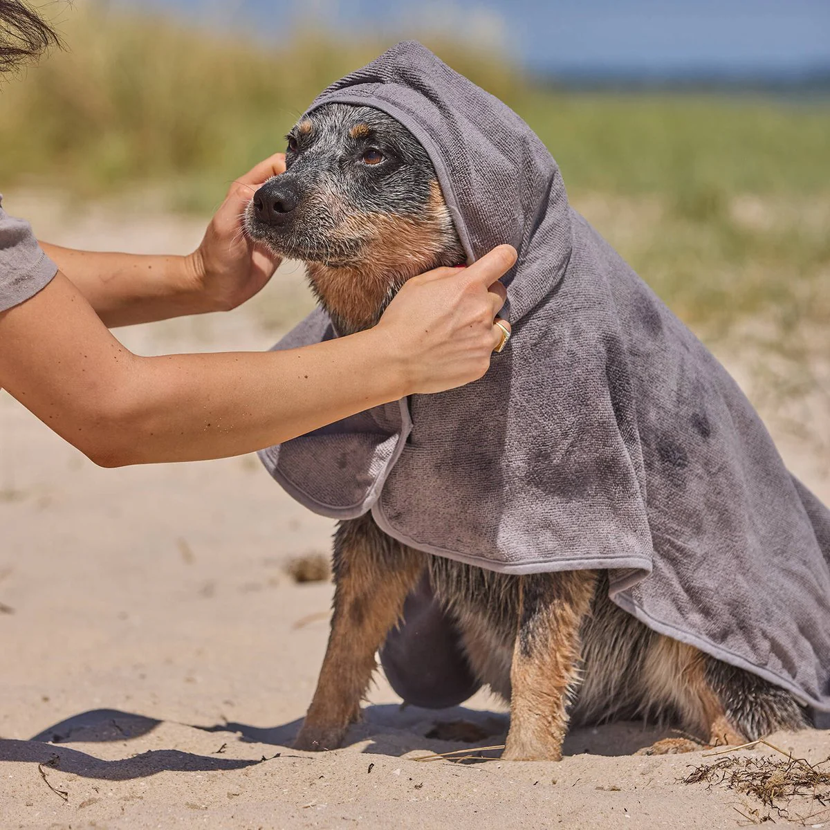 Happy Tails Hooded Pet Towel - Super Absorbent - 710mm x 690mm - Machine Washable - Image 5