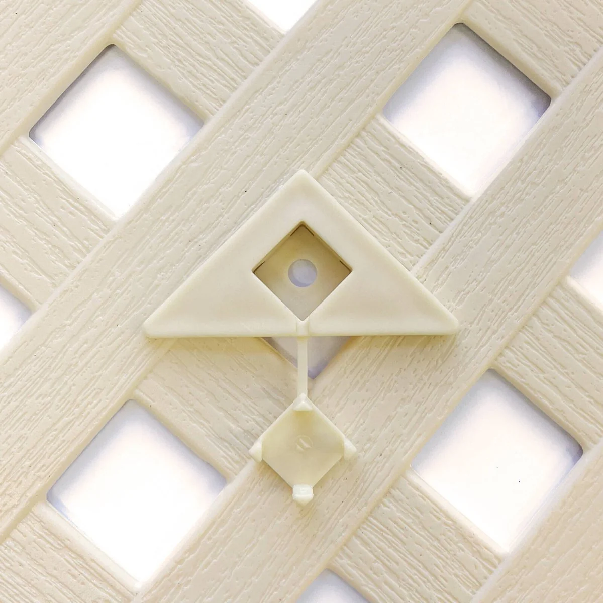 Jack Matrix Diamond Clips - 12 Pack - Plastic - Smooth Cream - Image 3