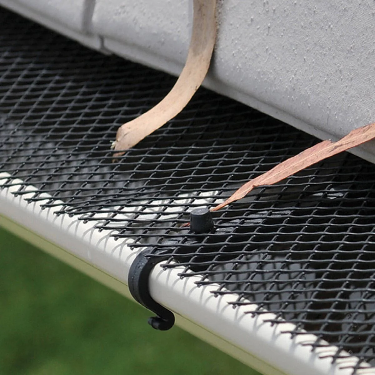 Jack StayMesh Gutter Guard - 160mm x 6m - Plastic - UV Stabilised - Image 3