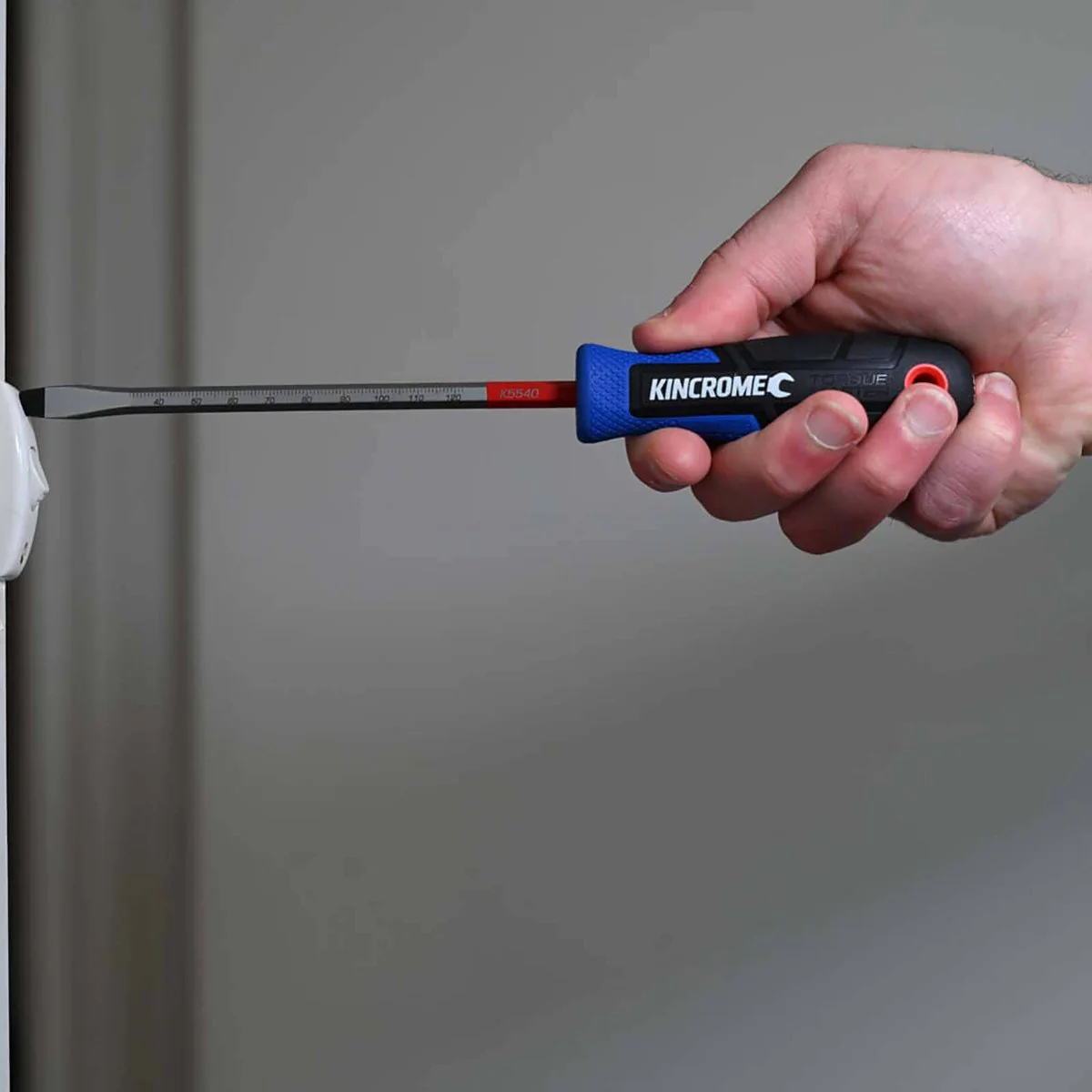 Kincrome Torquemaster Blade Screwdriver - 4 x 100mm - S3 Alloy Steel - Magnetic Tips - Image 5