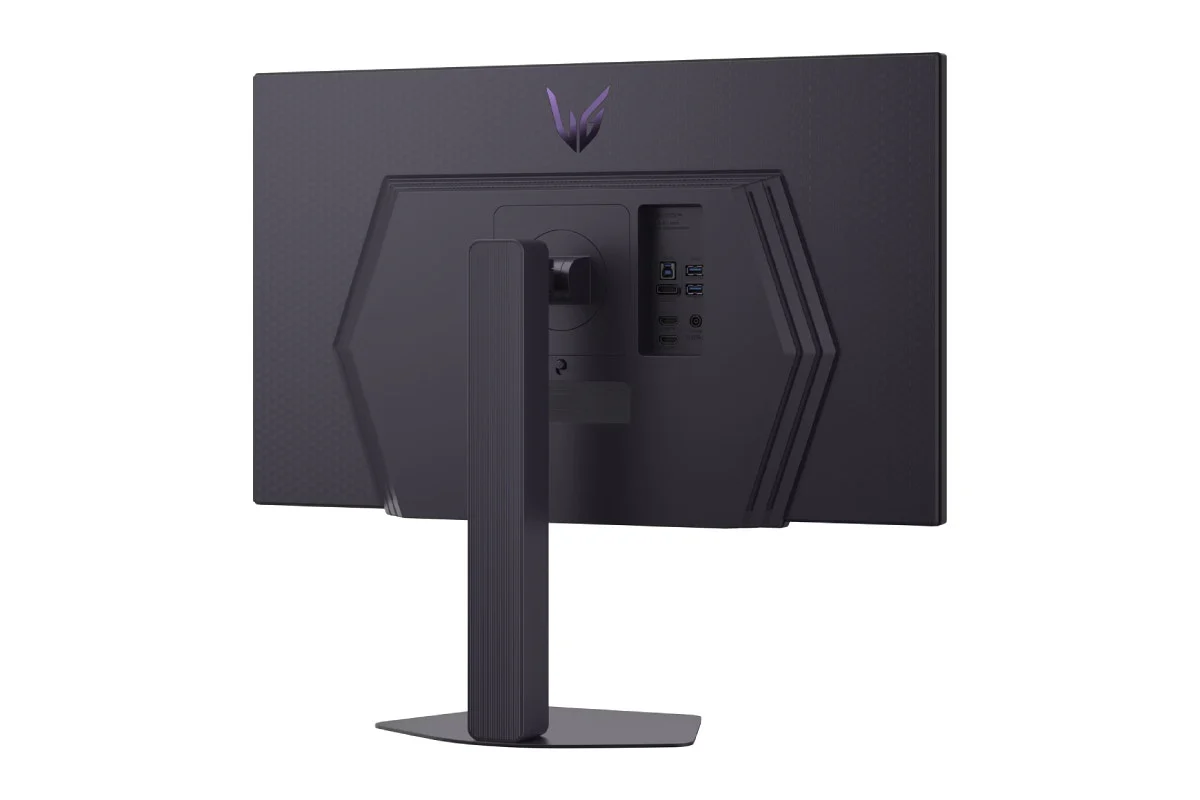 LG 27" UltraGear 4K UHD 180Hz G-Sync Gaming Monitor - 1ms Response Time - Image 14