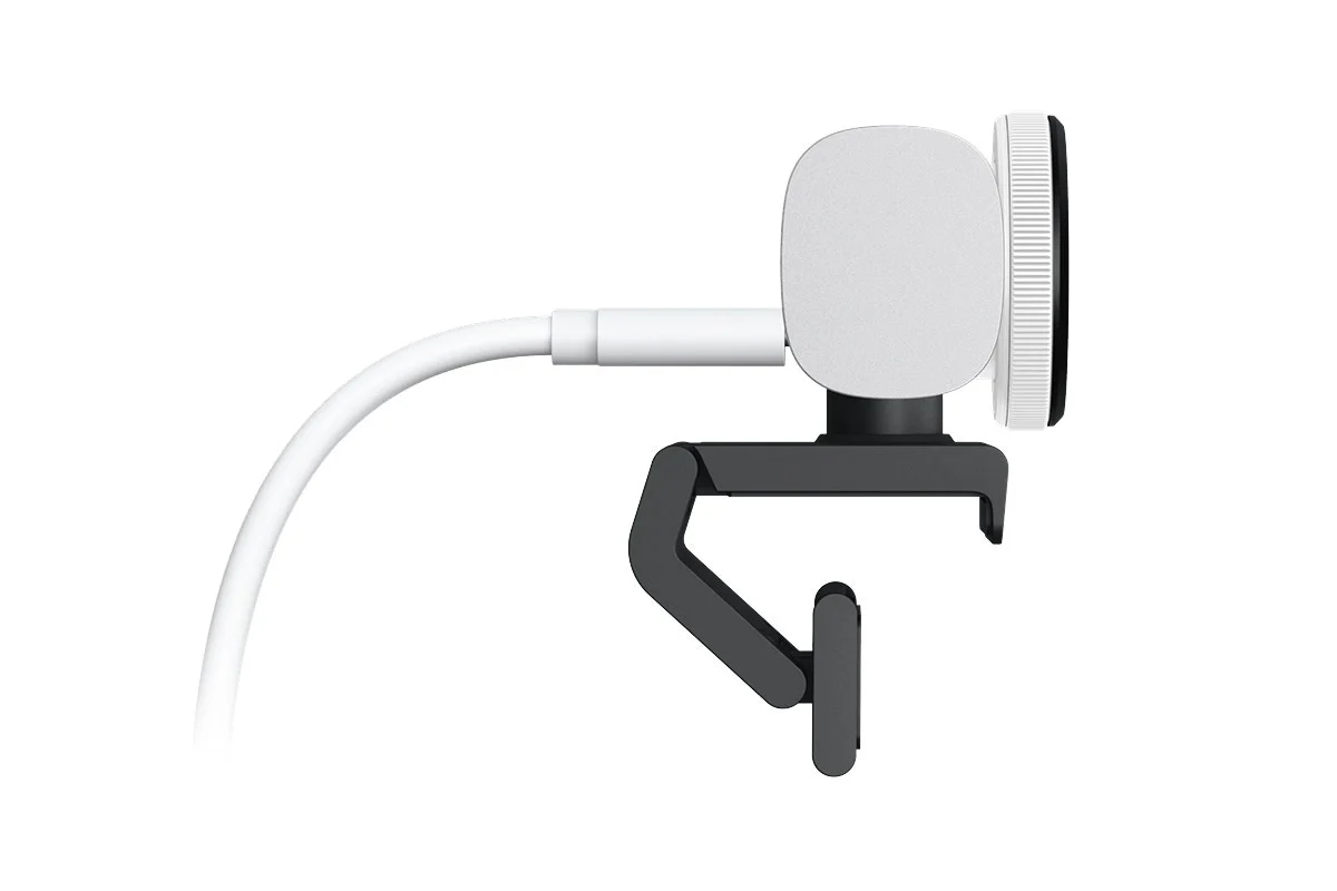 Logitech MX Brio 700 4K Webcam - Ultra HD Video & AI Face Enhancement - Image 4