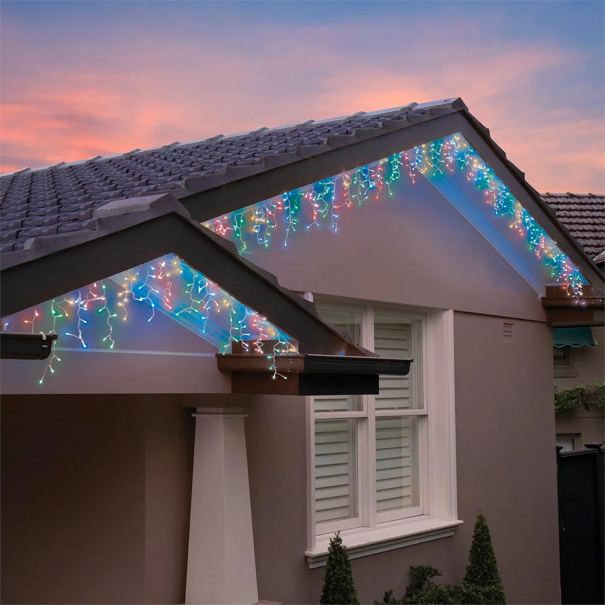 Lytworx Solar Icicle Lights - 1200 Pack - Blue - Outdoor Use - Image 4