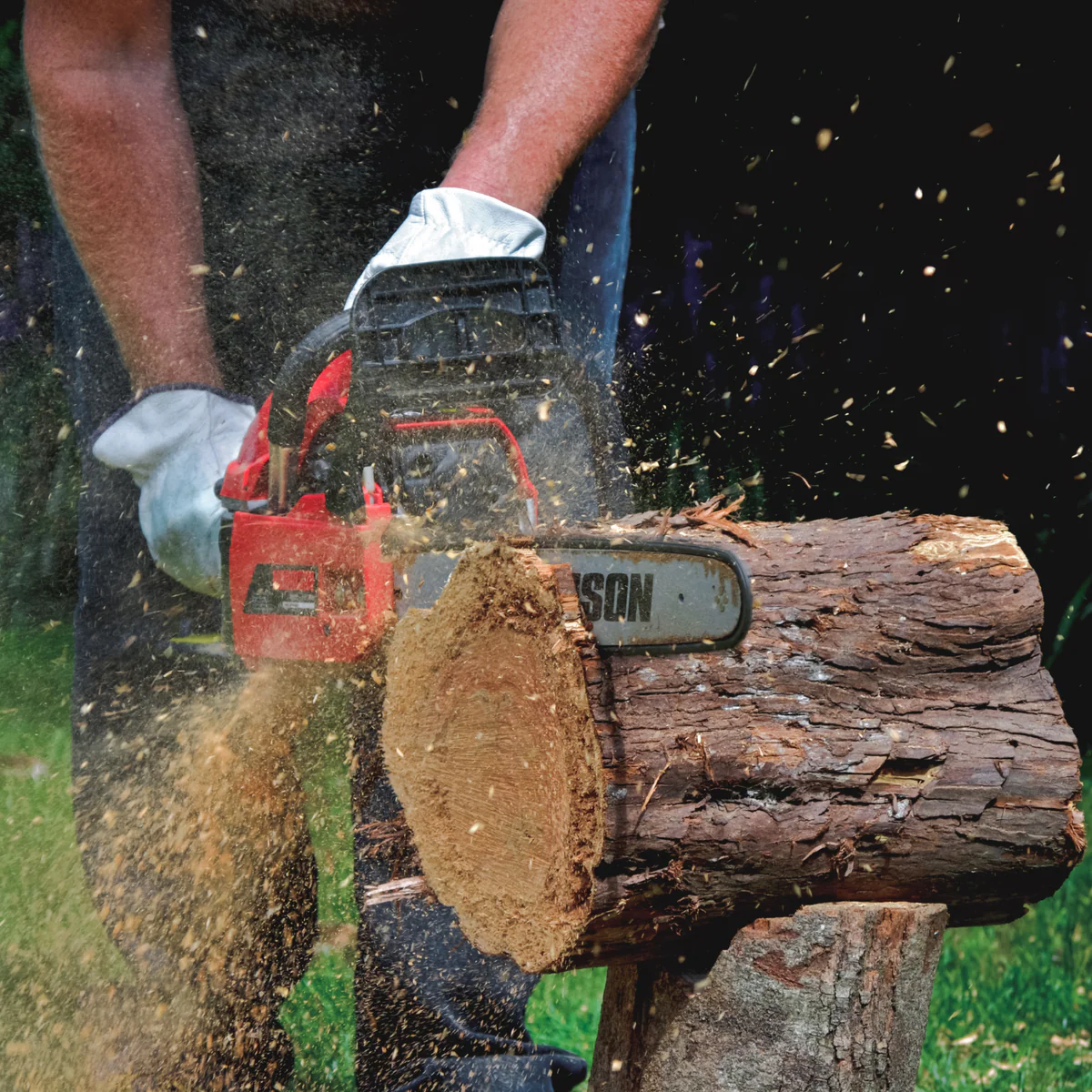 Morrison MCS45E Petrol Chainsaw 553056 - 45cc - 18" Bar - Easy Start - Safe - Image 2