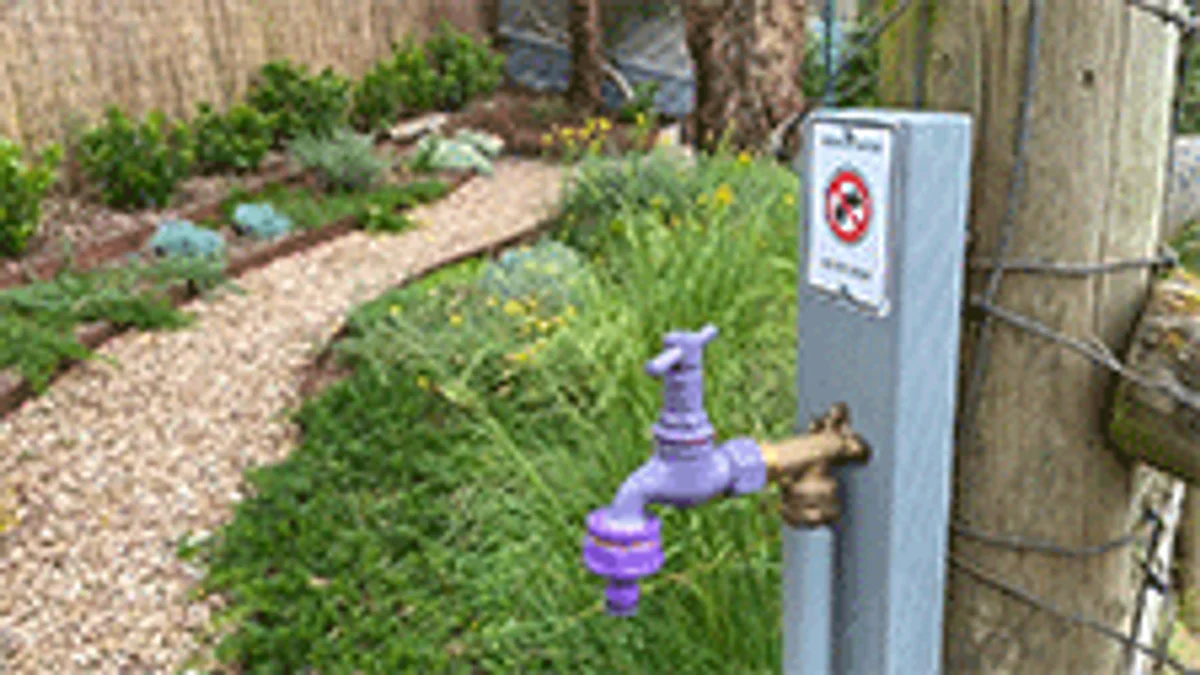 Nylex Recycled Water Dome Sprinkler - 6m - Metal - UV Protection - Image 4