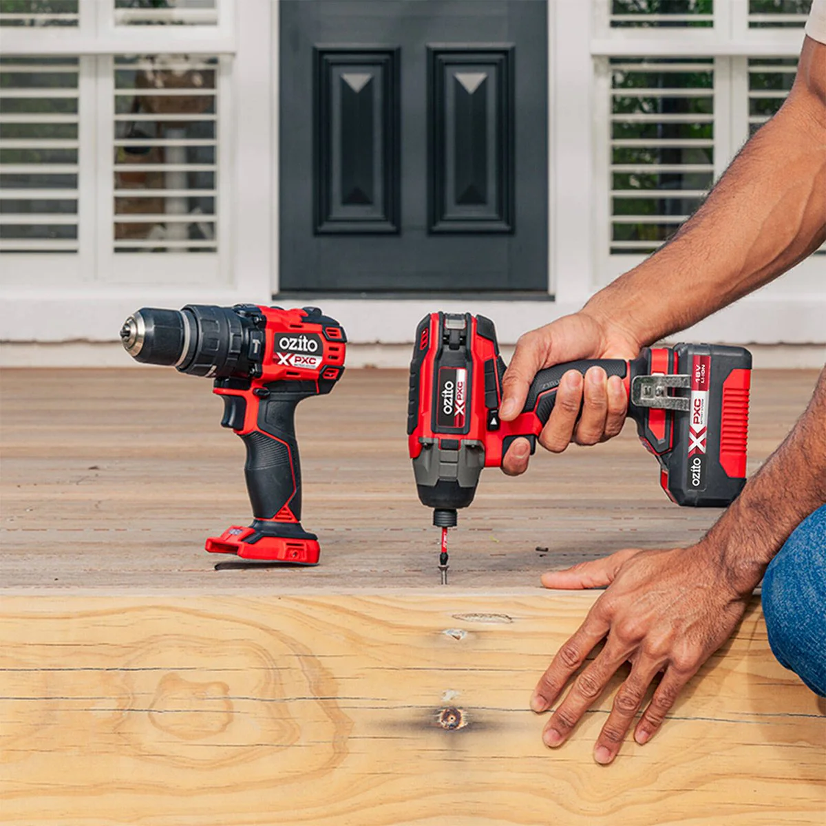 Ozito PXC 18V Brushless Hammer Drill & Impact Driver Kit PXBHIK 400 - 13mm & 6.35mm - 220Nm Torque - LED Worklight - Quick-Connect Chuck - Image 4
