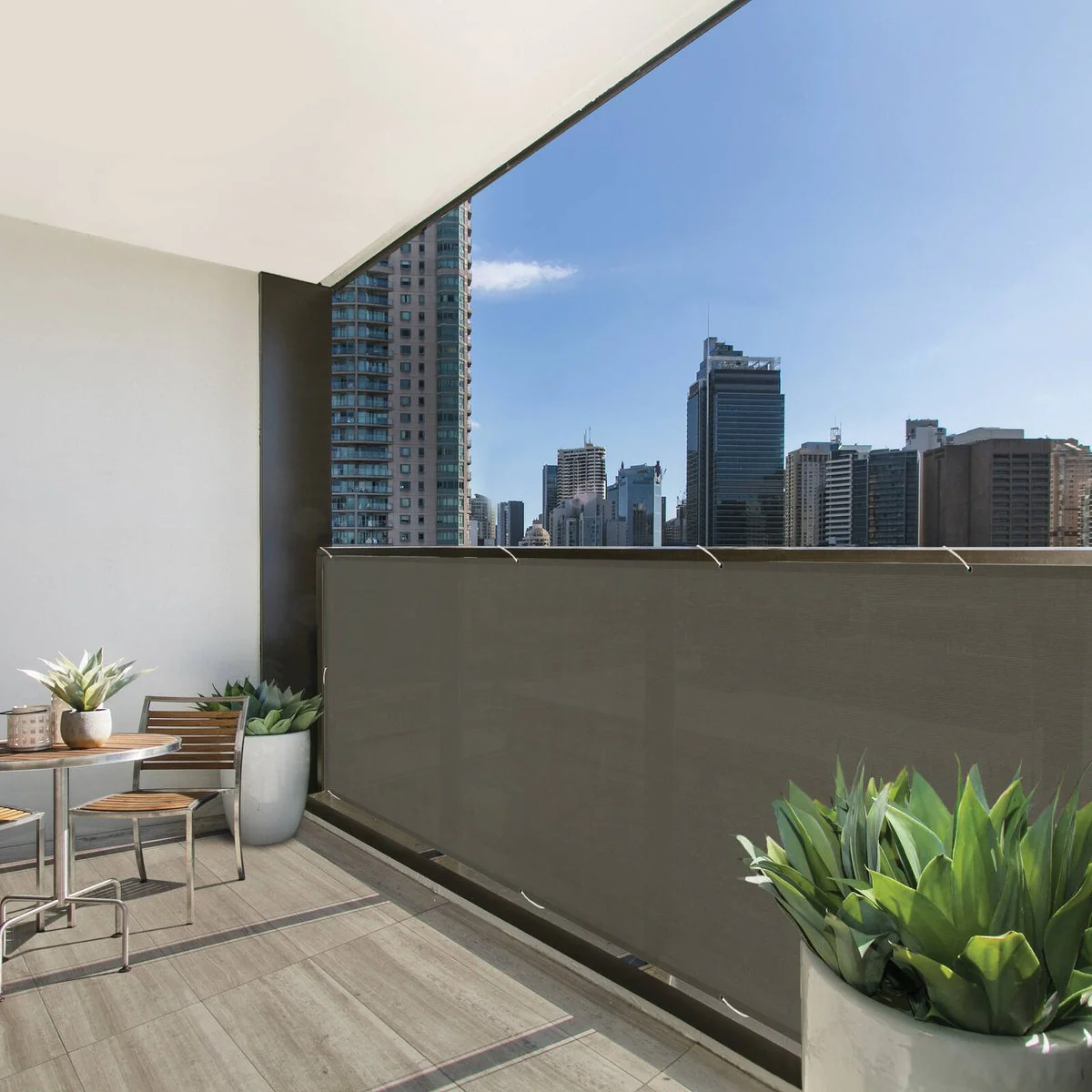 Pillar Products Balcony Screen - 0.9m x 6m - HDPE - 85% UV Cover - Image 2