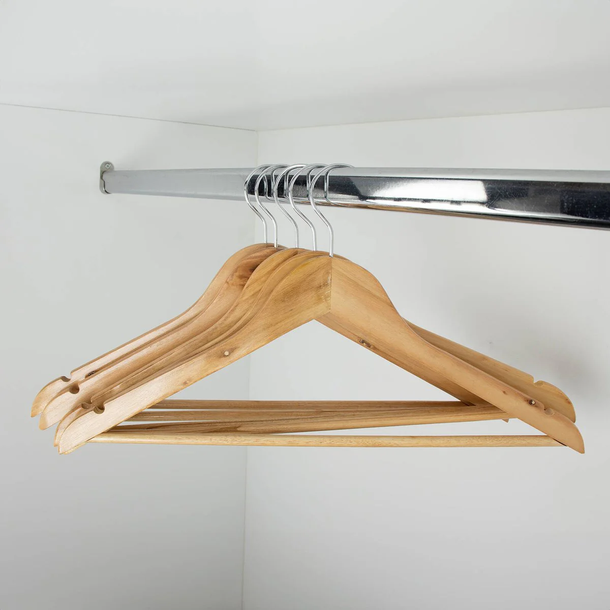 Practa Timber Clothes Hangers - Heavy Duty - 5 Pack - 445mm x 230mm - Natural - Image 5