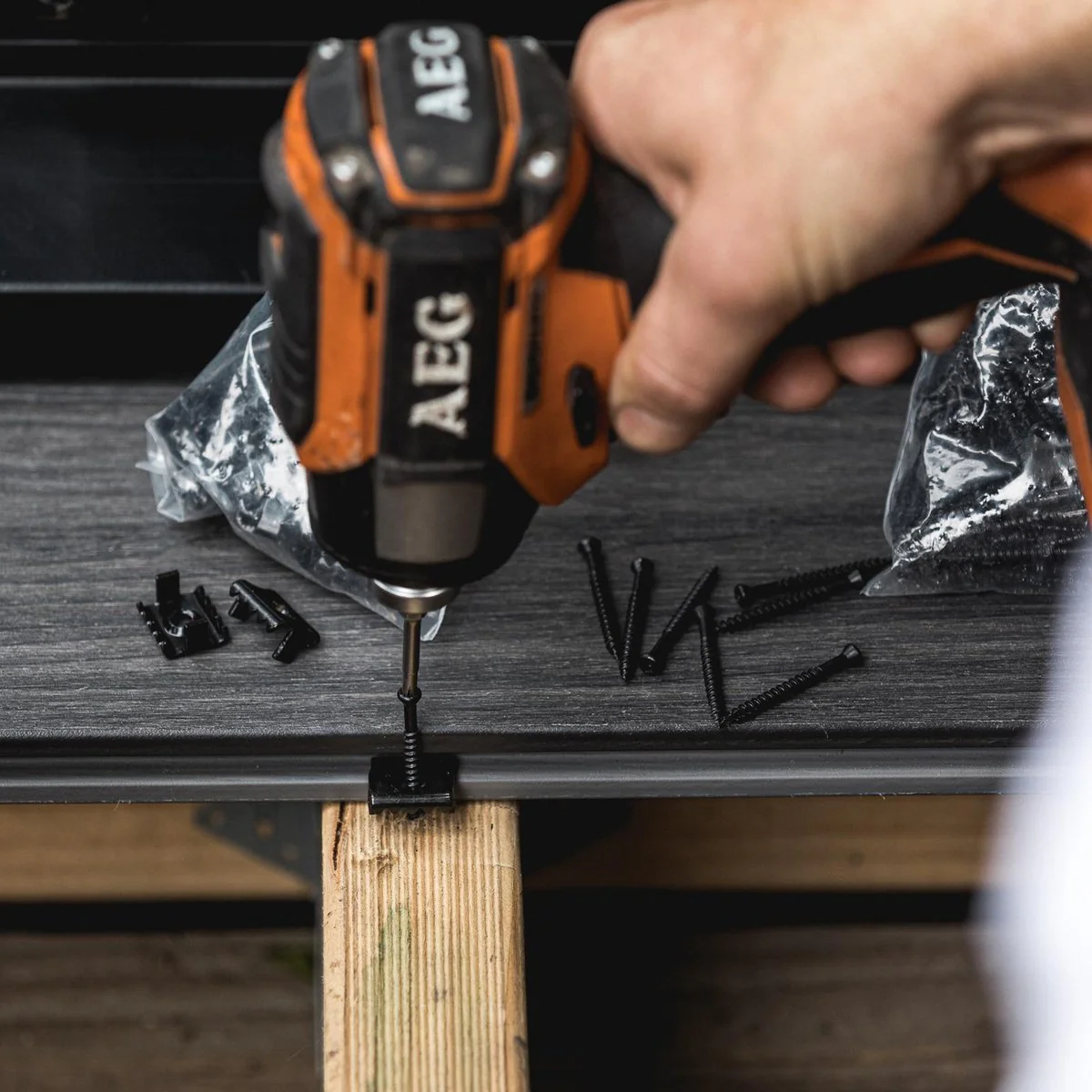 Quickfix Ekodeck Kit - 350lm - SS Screws - Timber Joists - Image 4