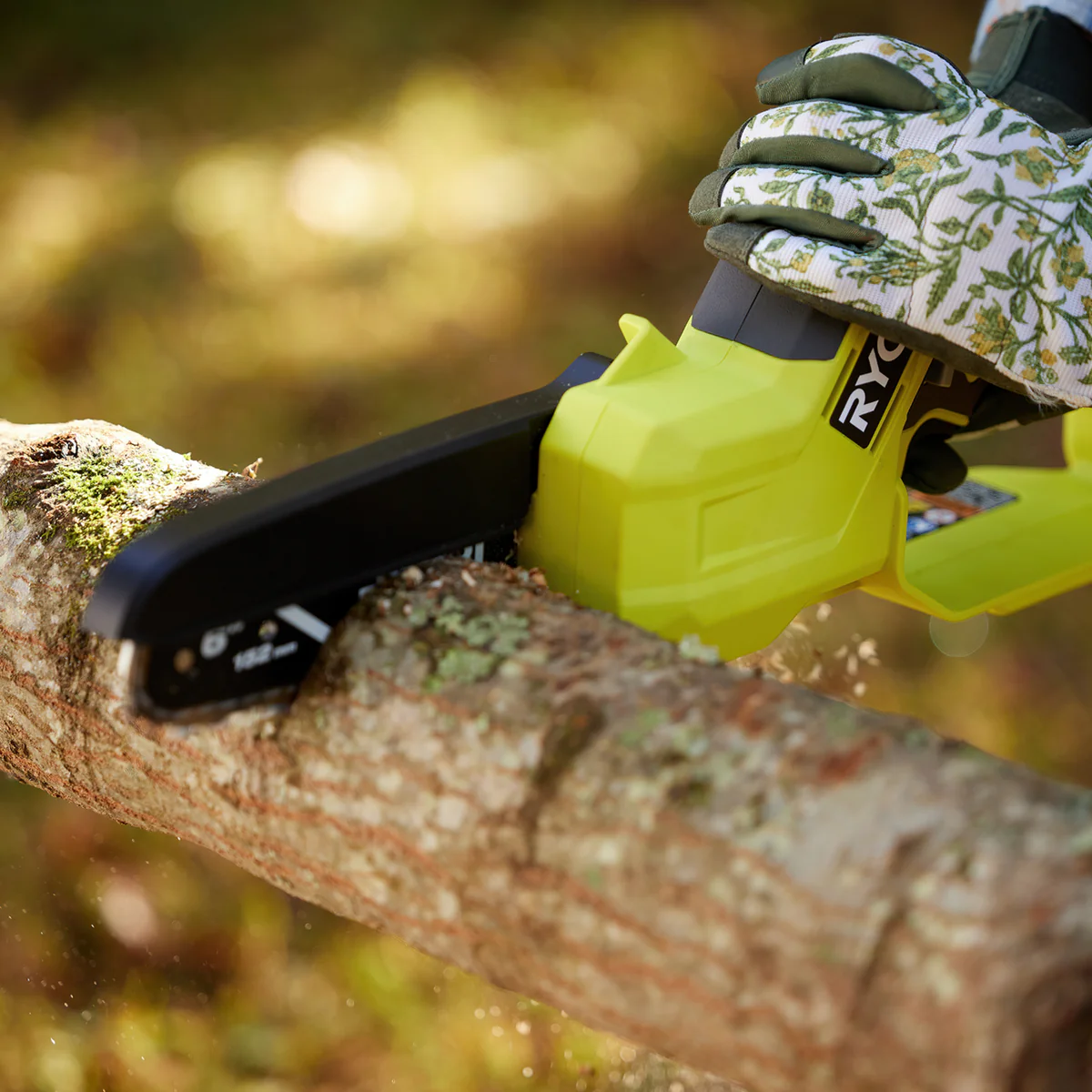 Ryobi 18V ONE+ 6” Pruning Saw Kit - 152mm - 2.0Ah Battery & Charger - Image 5