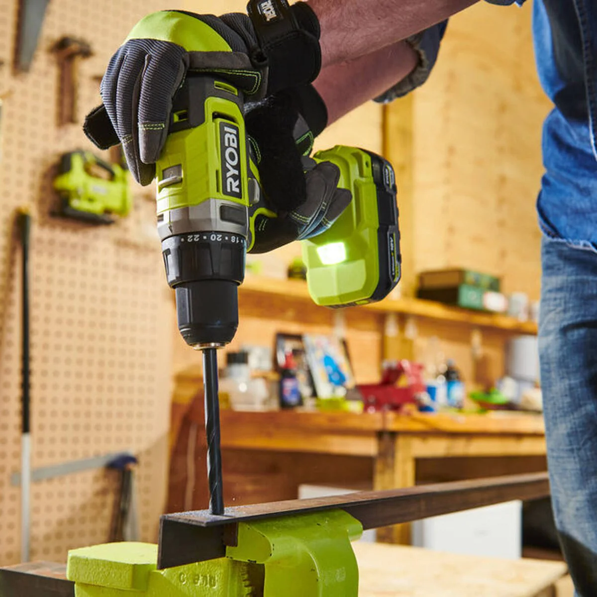 Ryobi 18V ONE+ Hammer Drill Kit - 2Ah Battery - 90 Accessories - 165mm x 220mm x 360mm - Image 3