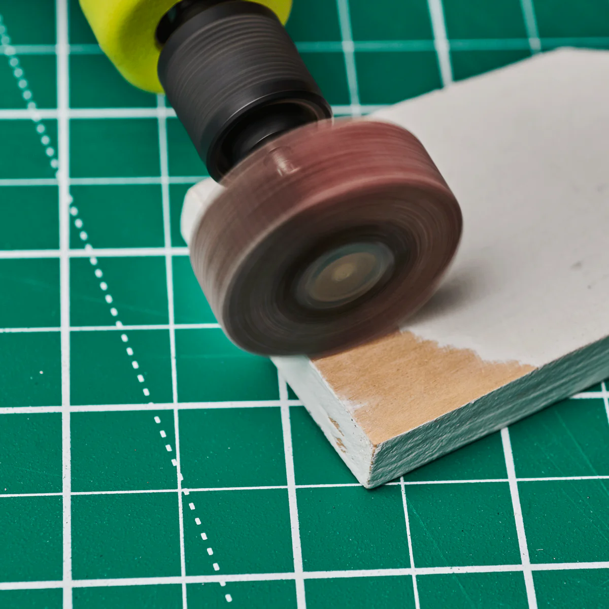 Ryobi 80 Grit Flap Wheel for Rotary Tool - 38mm - Efficient Sanding on Timber & Metal - Image 4