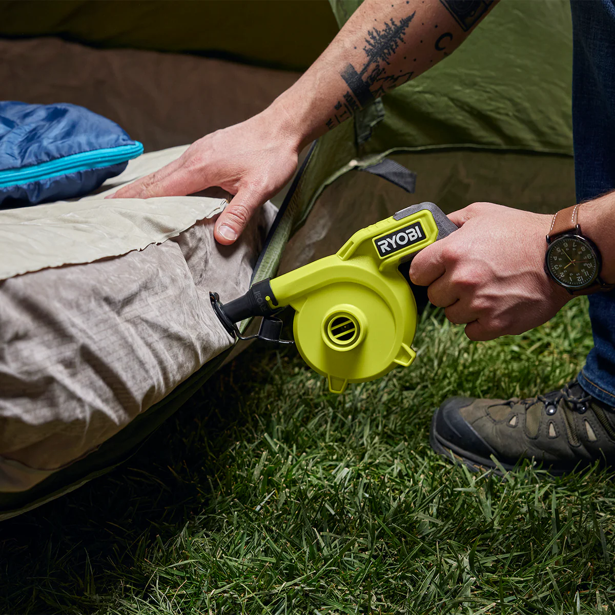 Ryobi USB Lithium High Volume Inflator 2Ah Kit - 453L/min Airflow - Compact - Image 4