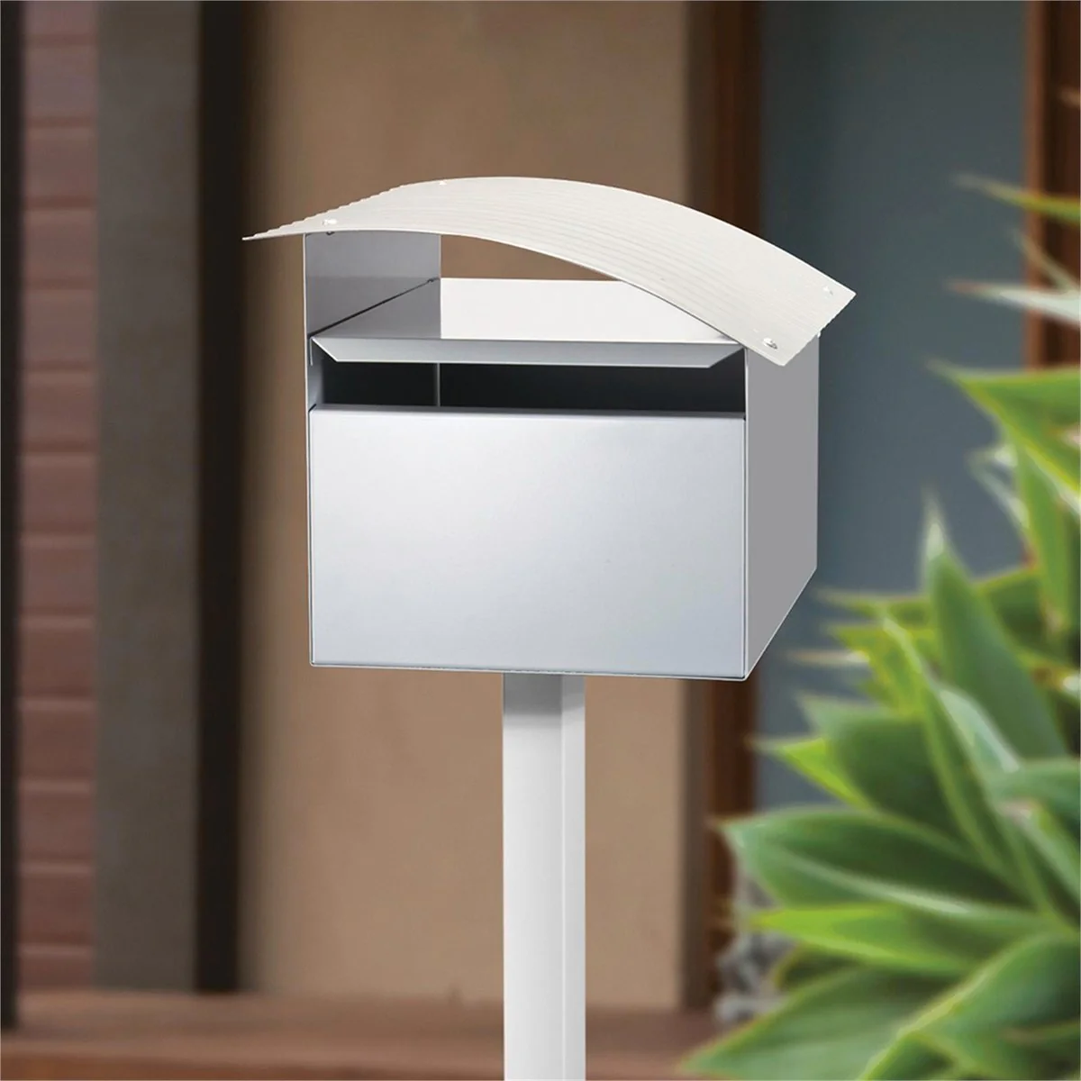 Sandleford Ripple Letterbox - 210 x 180 x 290mm - Galvanised Steel - Lockable - White/Silver - Image 3