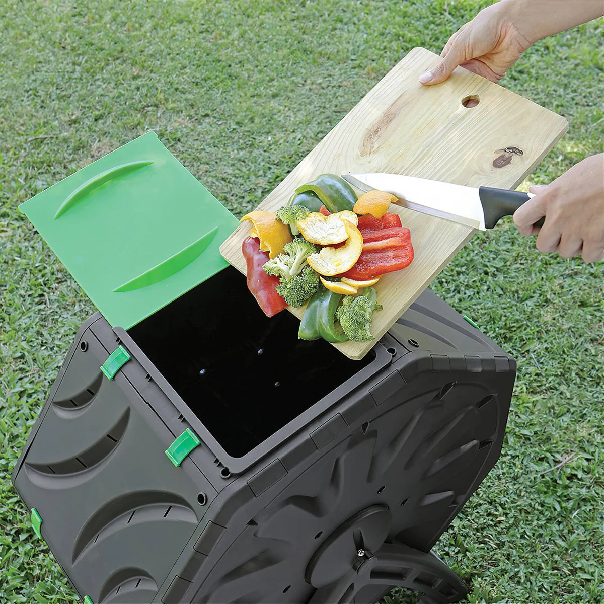 Saxon Compost Tumbler 65L - Durable Rotating Design for Efficient Composting - Image 5