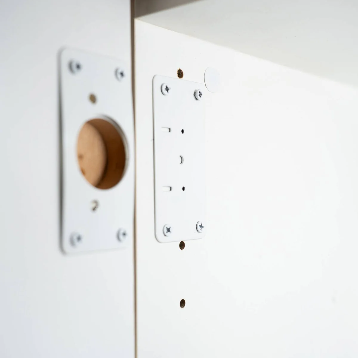 Taskmaster Hinge Repair Plate 2 Pack - 90 x 45mm - White - Easy Installation - Image 5