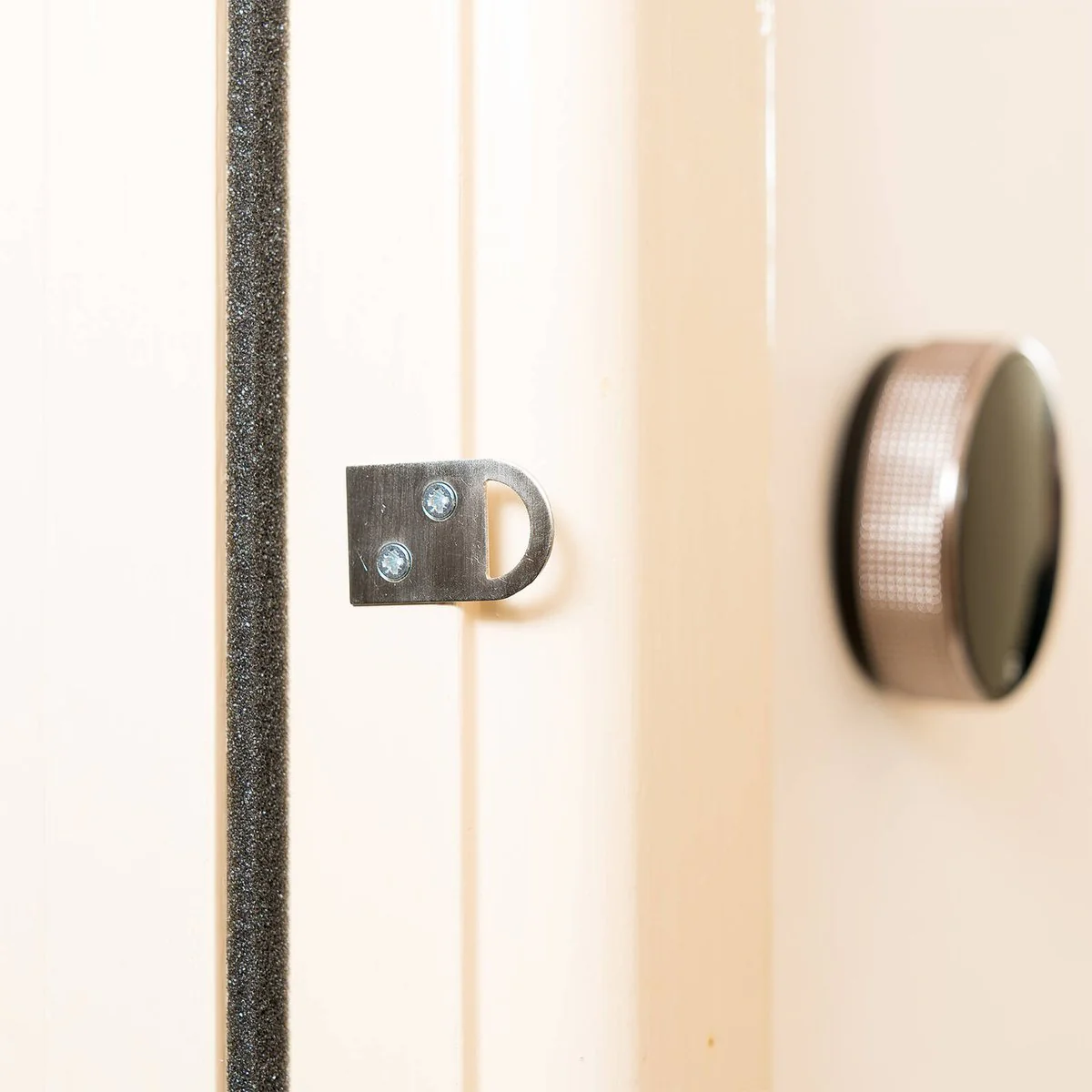 Taskmaster 75mm Satin Chrome Surface Bolt - Solid Brass - 1 Pack - Chrome - Image 3