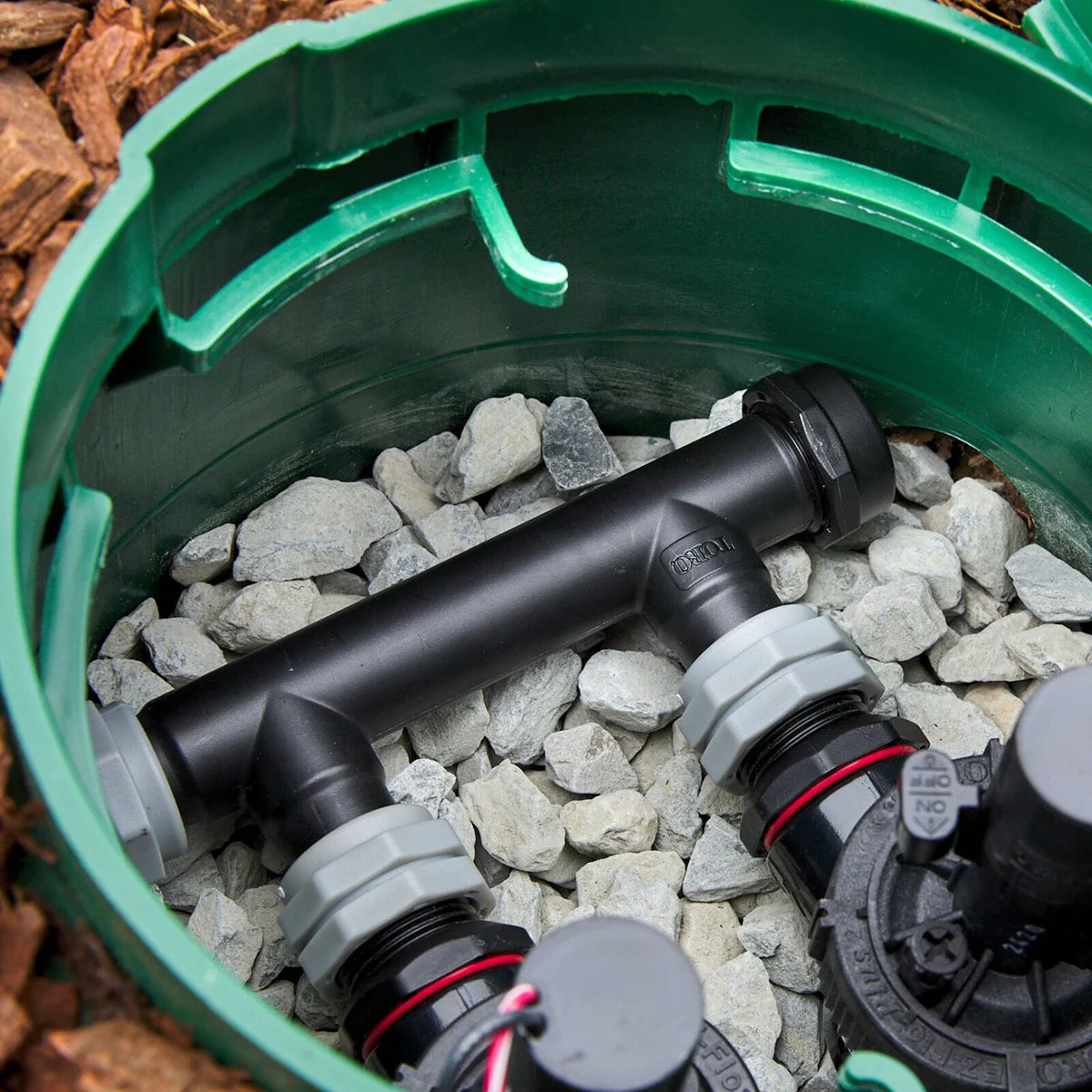 Toro 25mm 2 Outlet Manifold - Durable Polypropylene - Watertight Seal - Image 4