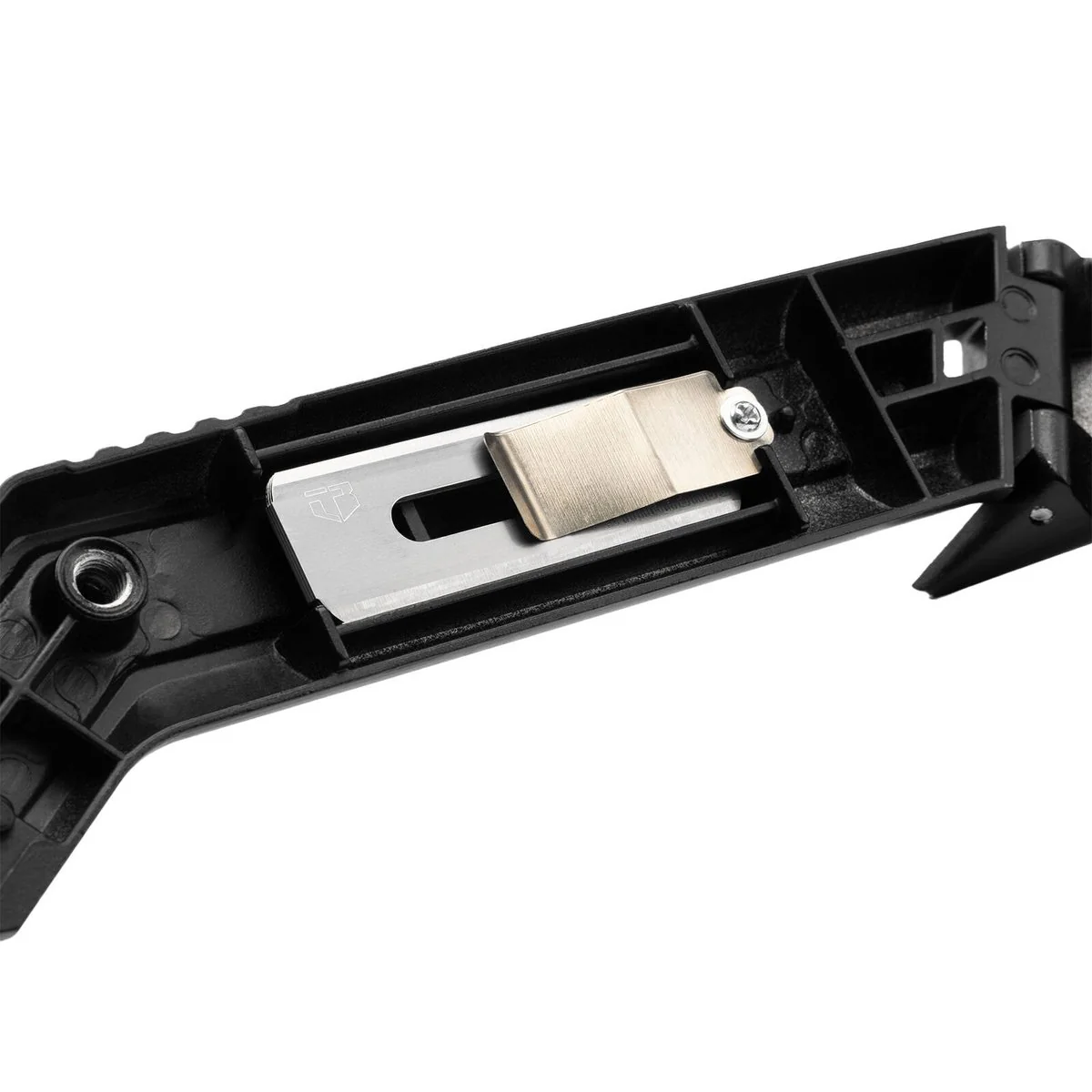 Toughbuilt Carpet Knife - 5 Blades - 169mm x 46mm x 26mm - Precise Cutting - Image 5