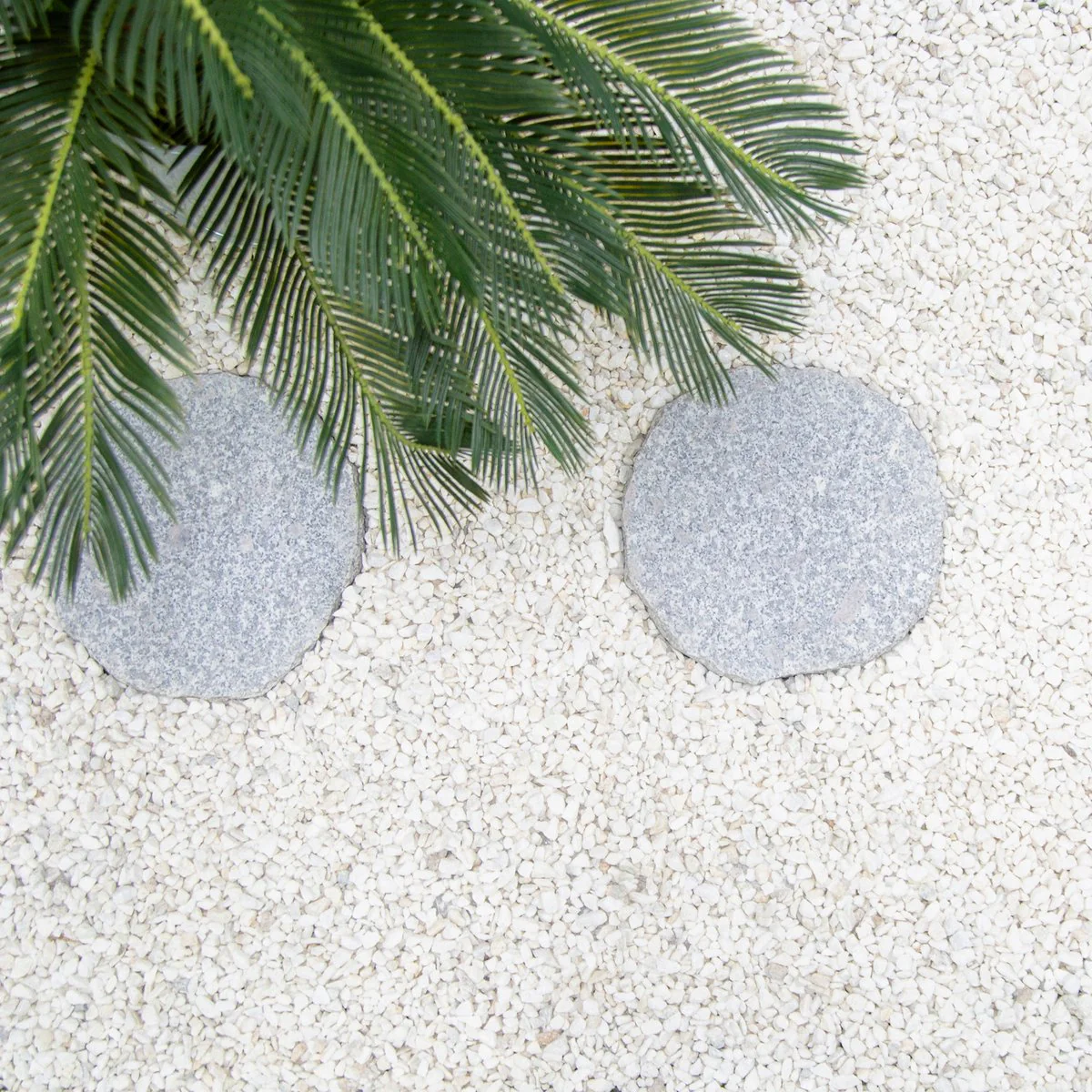 Tuscan Path Natural Pebbles 8-12mm 5kg - White Stone for Landscaping - Image 3