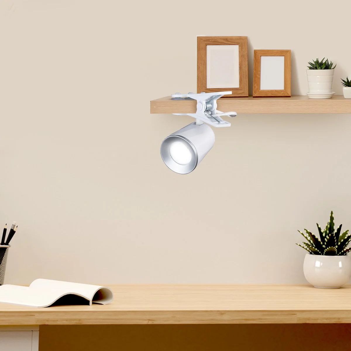 Verve Design 420lm LED Clip Lamp - 6W - Adjustable Shade - Rose Gold - Image 3