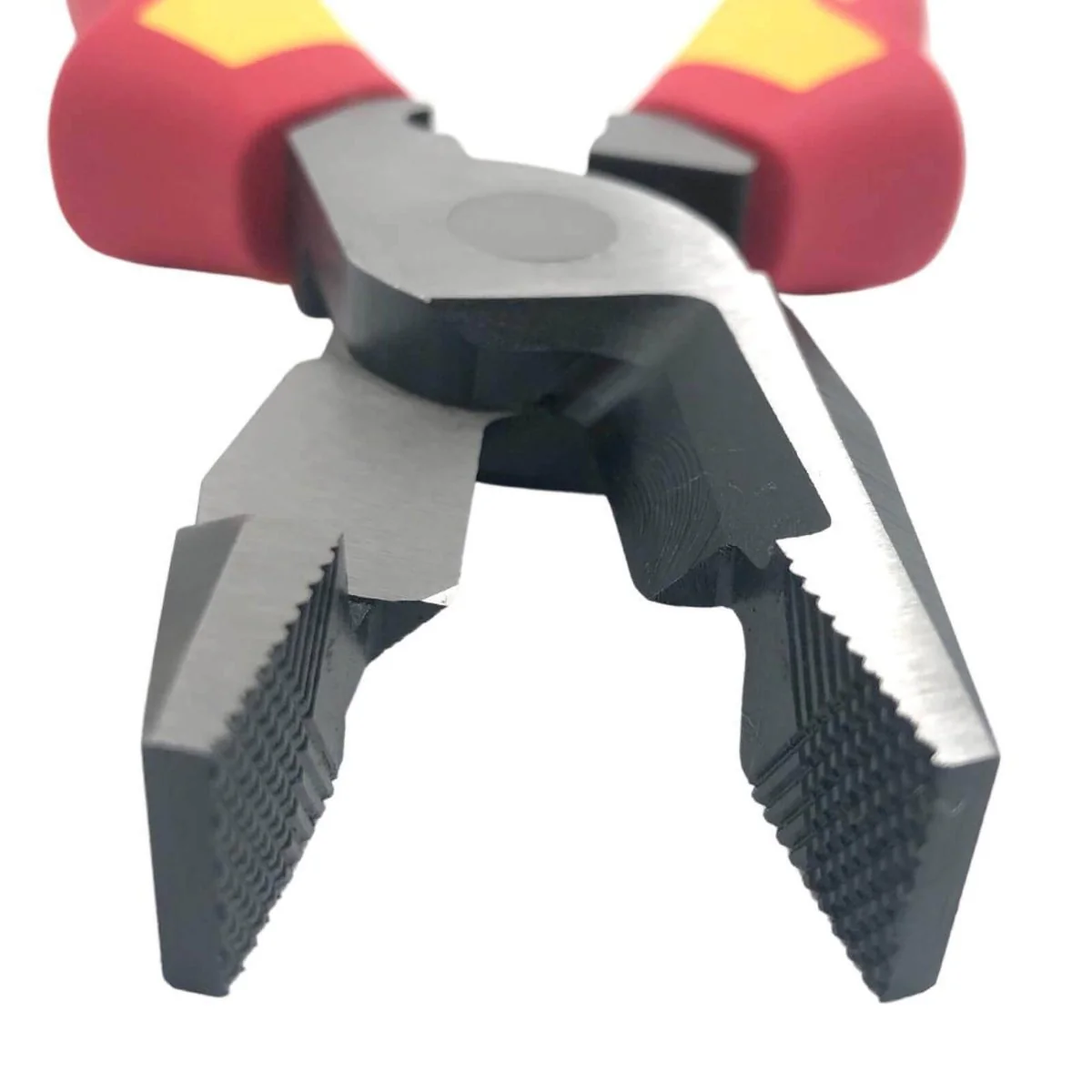 Wiha Pliers - 220mm - C70 Steel - Insulated VDE Approved - Image 4