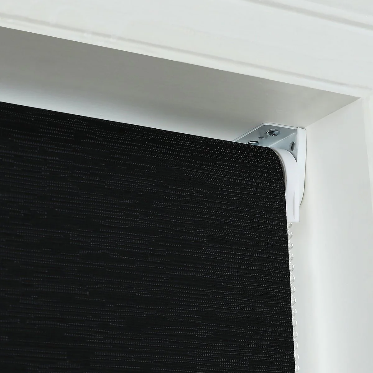 Windoware Roller Blind Hardware Kit - 28mm - Satin - Complete Set - Image 2