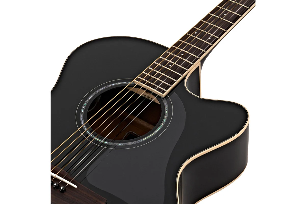 Yamaha CPX600 Acoustic-Electric Guitar in Black - Rich Tone & Comfort - Image 6